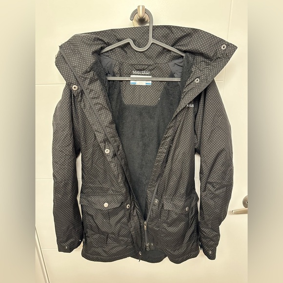 Columbia Jacket | Black with Pattern | Size Small | Worn Once - Picture 4 of 9